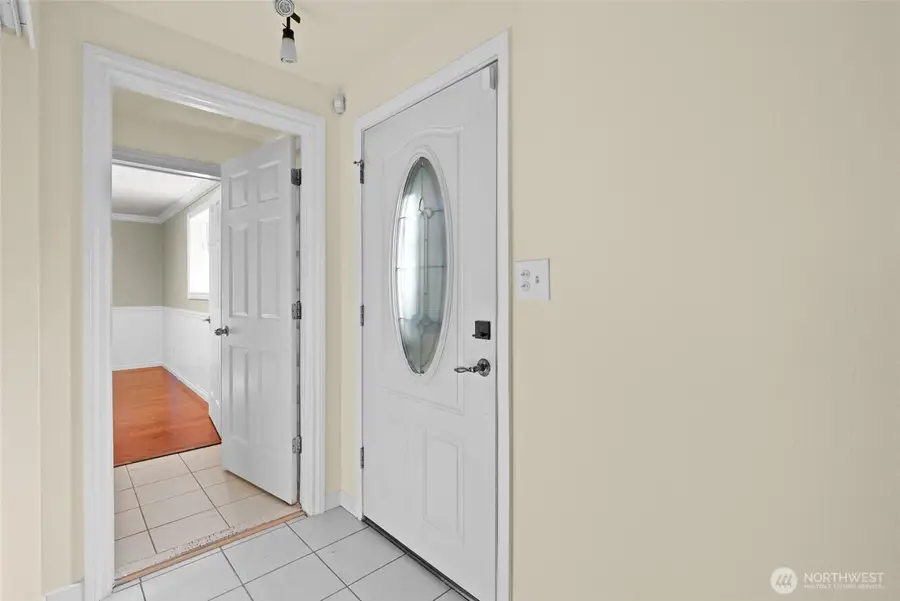 880 Quail Lane, Oak Harbor, WA 98277 - Image #3