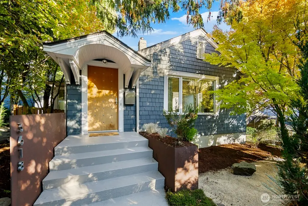 3618 Whitman Avenue N, Seattle, WA 98103 - Image #1