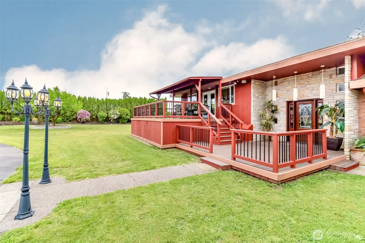 36510 Mountain Highway E, Eatonville, WA 98328 - Image #1