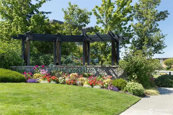 55 Pine Street #203, Edmonds, WA 98020