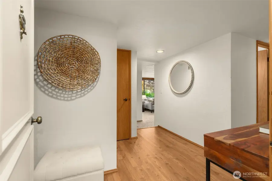 1627 California Avenue Sw #1, Seattle, WA 98116 - Image #3