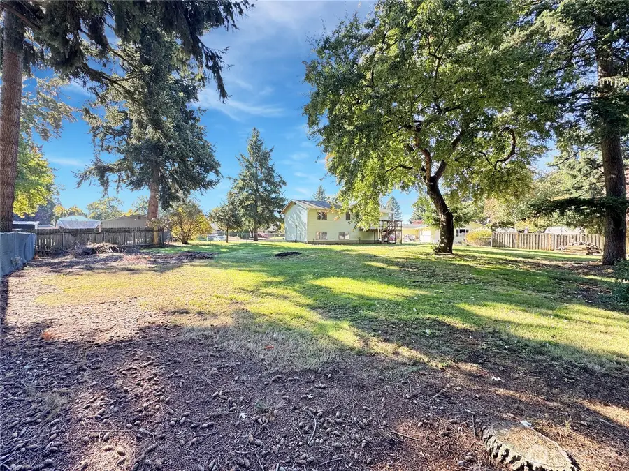 12310 NE 32nd Street, Vancouver, WA 98682 - Image #2