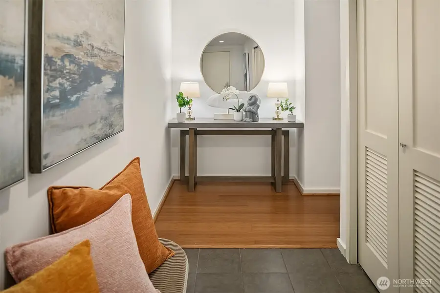 76 Cedar St #405, Seattle, WA 98121 - Image #3