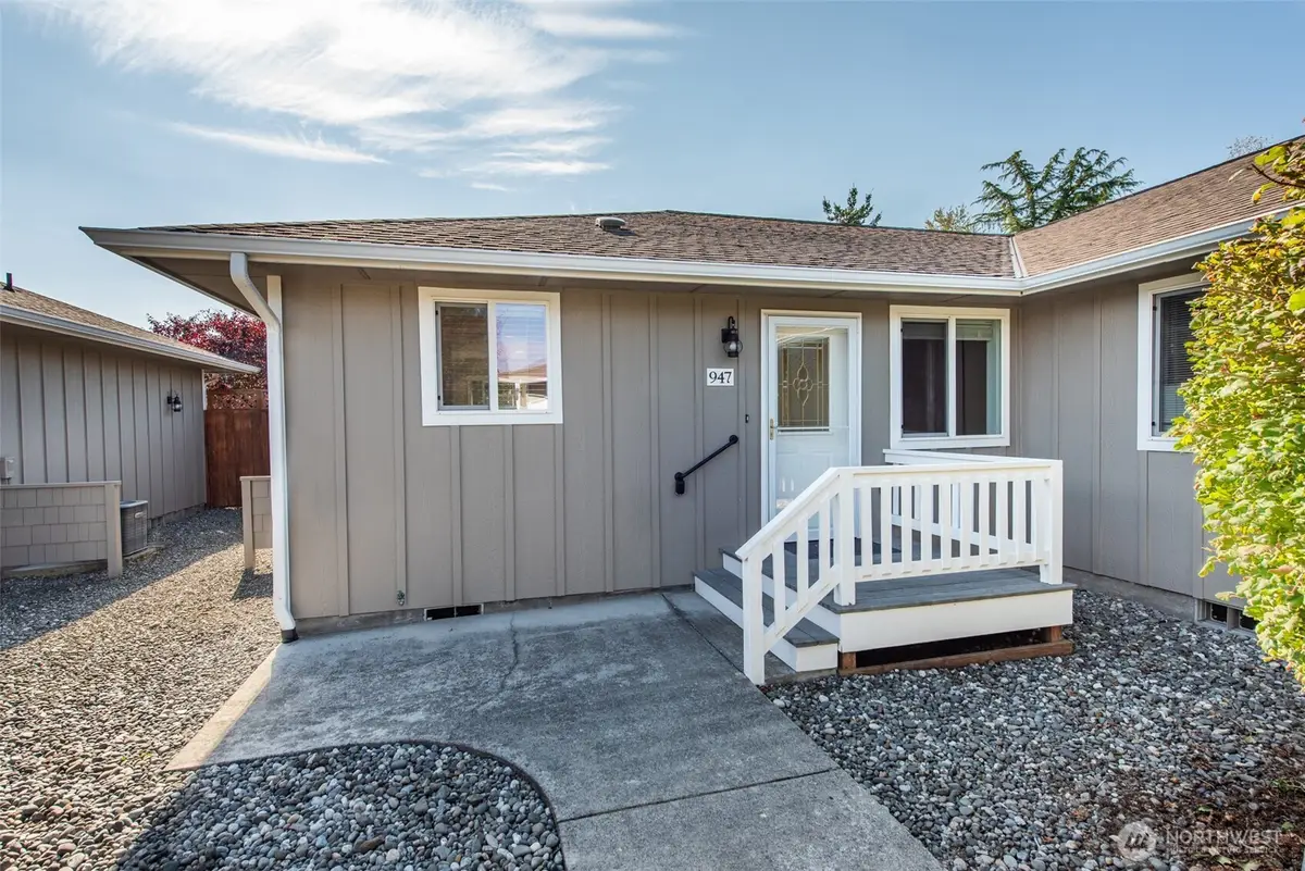 947 E Cedar Street #947, Sequim, WA 98382 - Image #1