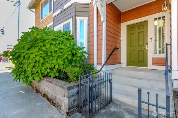 906 6th Avenue #B, Tacoma, WA 98405