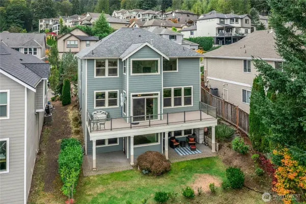 2744 NW Pine Cone Place, Issaquah, WA 98027