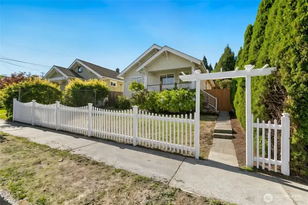 5006 N Winnifred Street, Ruston, WA 98407