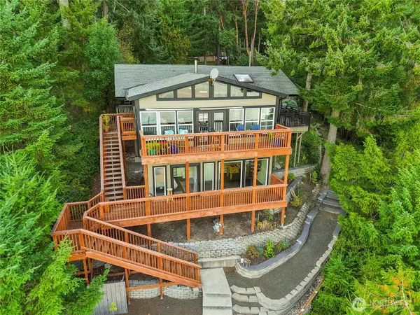 170 E Camus Drive, Shelton, WA 98584