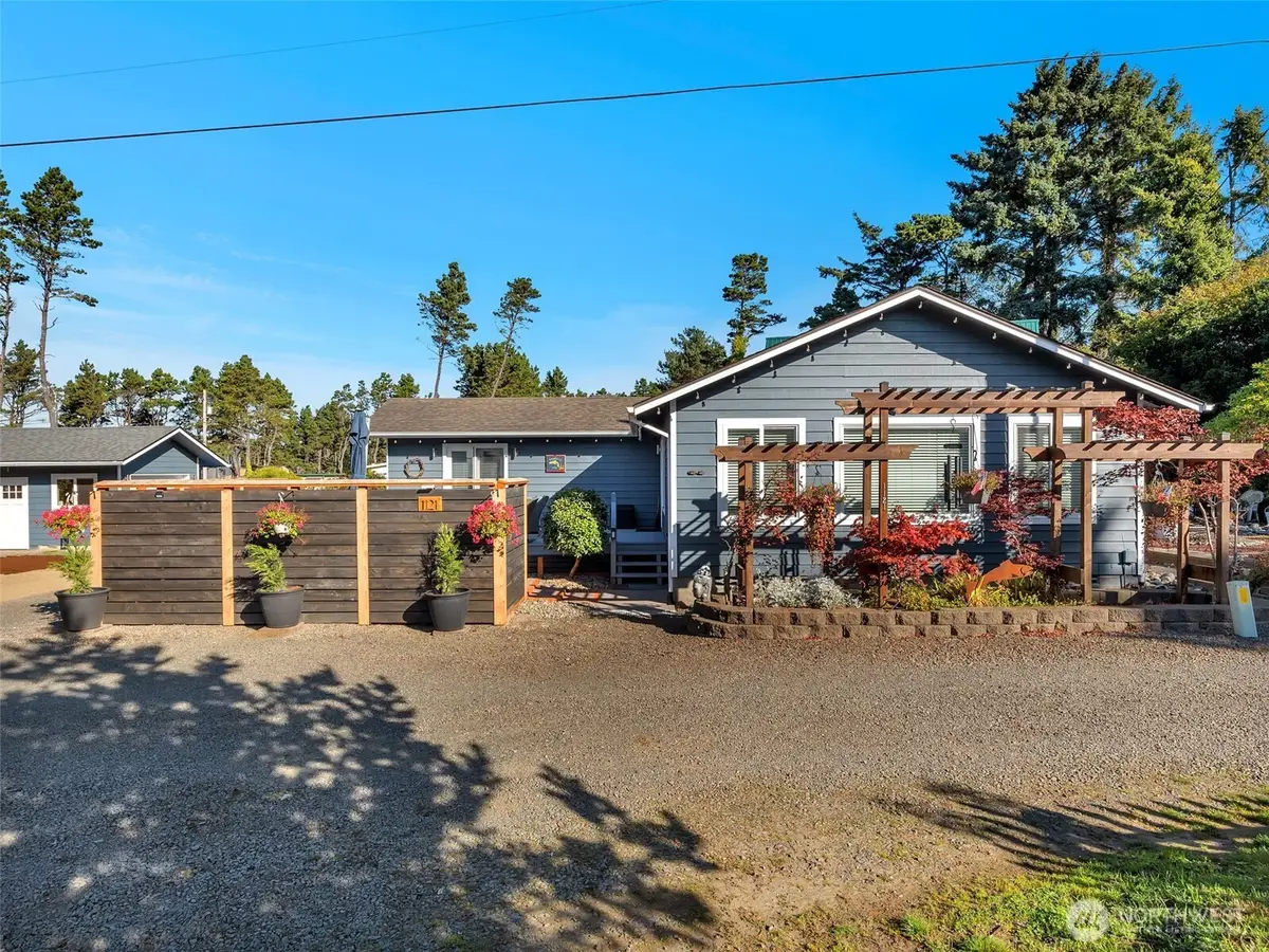 1121 228th Lane, Ocean Park, WA 98640 - Image #1