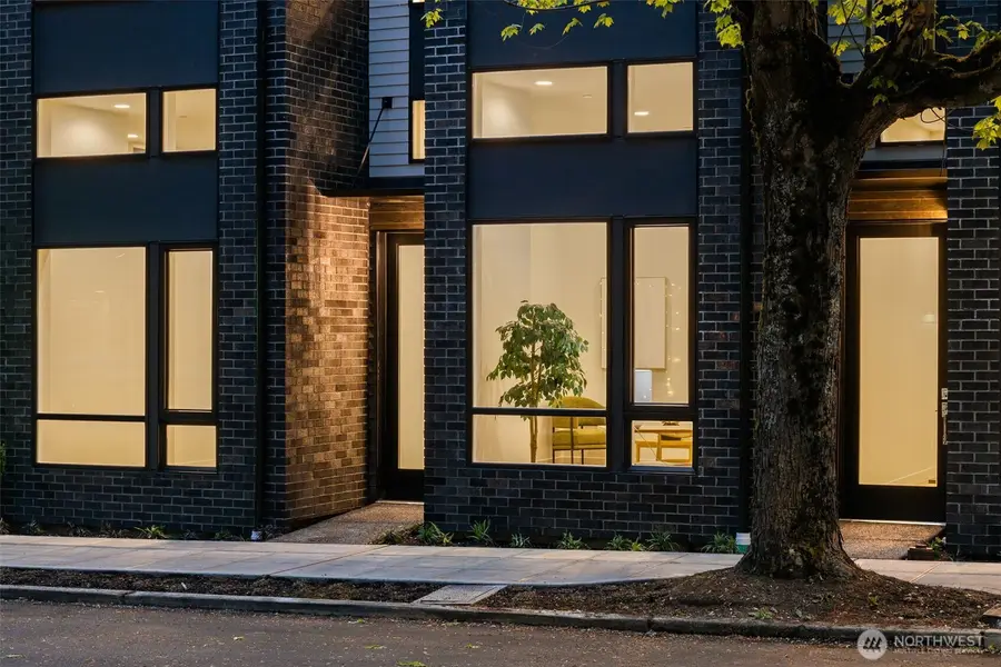 1108 34th Avenue, Seattle, WA 98122 - Image #2