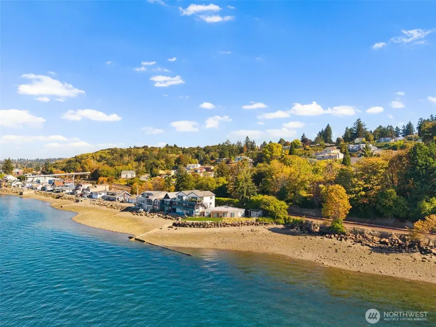 2711 Day Island Boulevard W, University Place, WA 98466 - Image #3