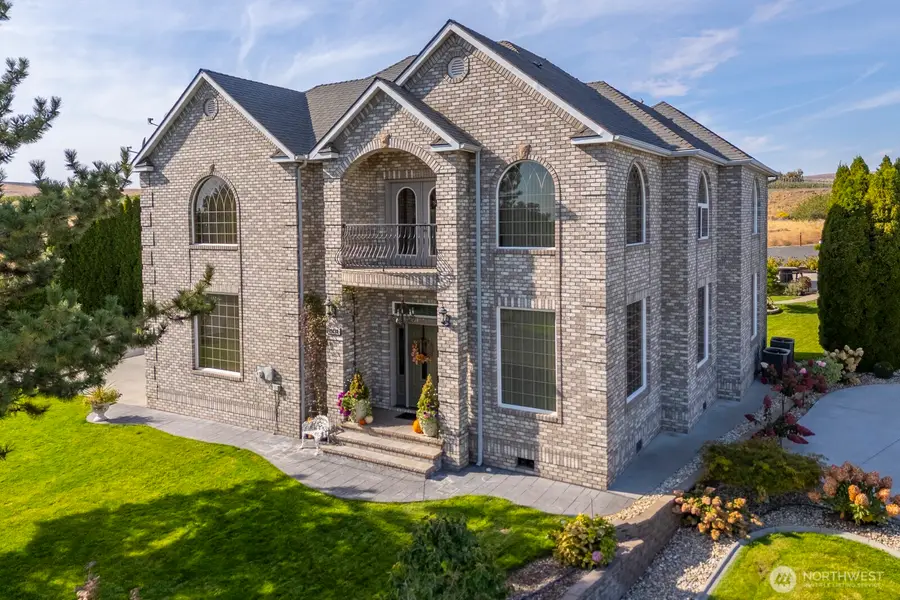 19678 Fairway Drive Nw, Soap Lake, WA 98851 - Image #3