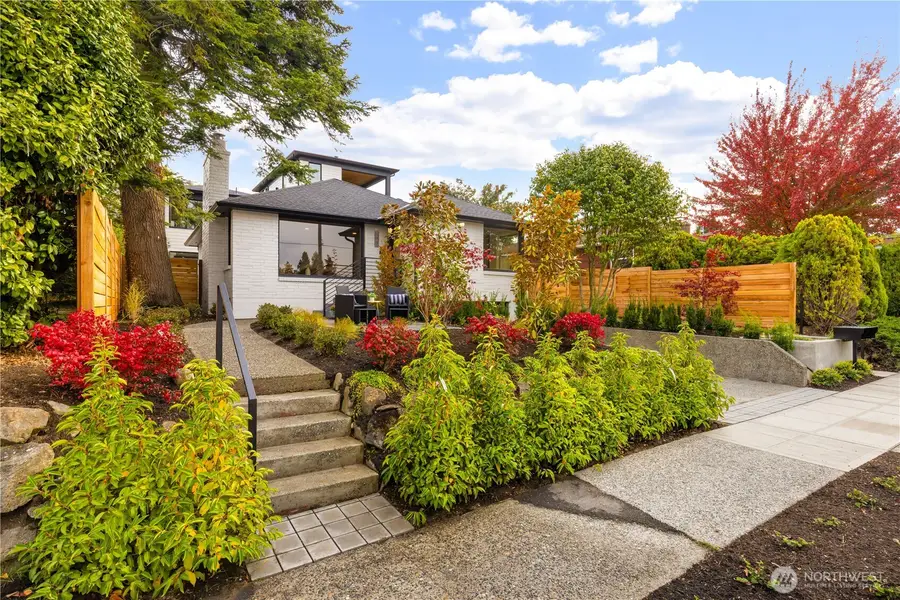 5946 39th Avenue Sw, Seattle, WA 98136 - Image #2