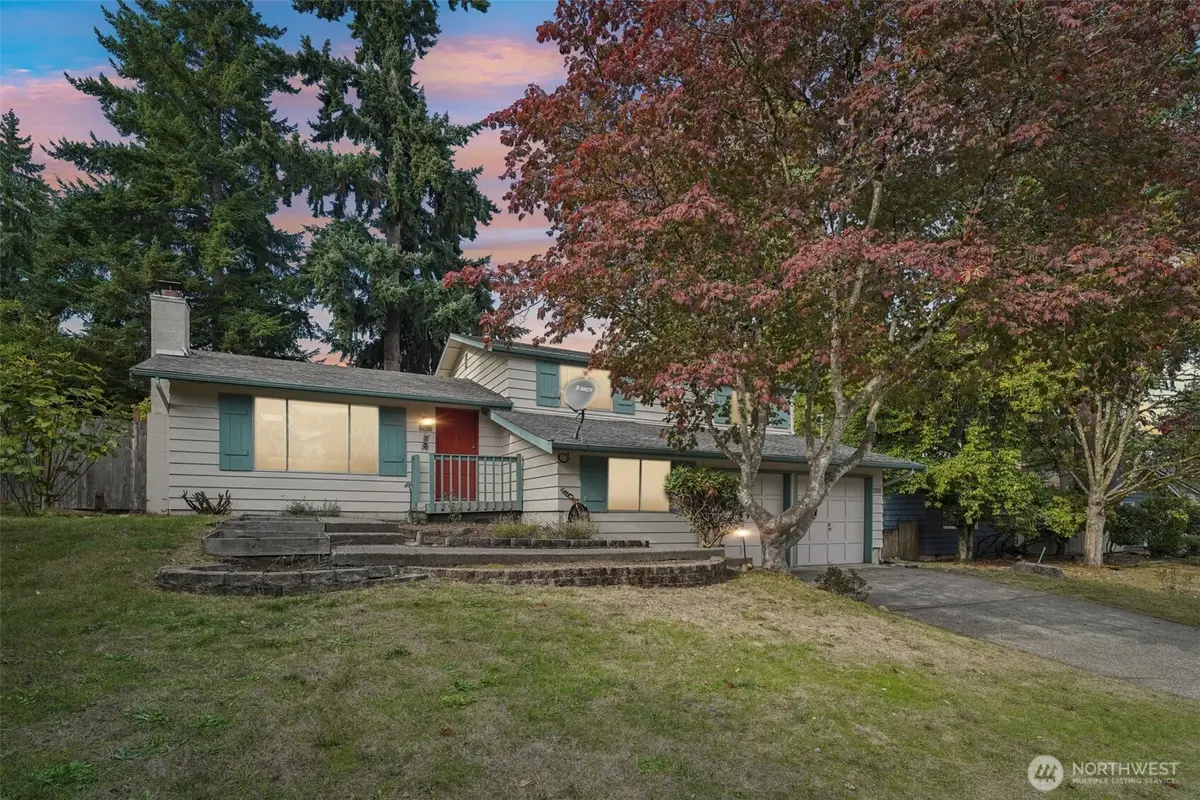 1261 150th Avenue Se, Bellevue, WA 98007 - Image #1