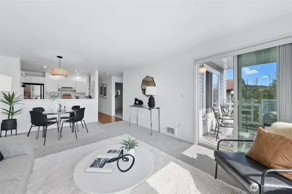 2642 NW 59th Street #301, Seattle, WA 98107