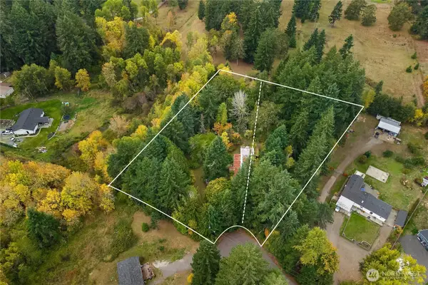 955 Tipsoo Loop N #75-A & 76-A, Rainier, WA 98576