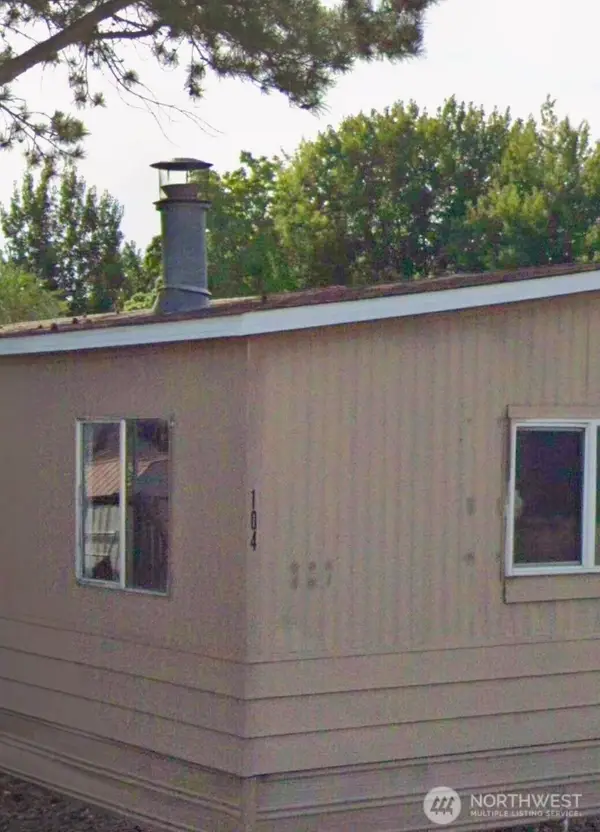 104 N 68th Avenue, West Richland, WA 99353