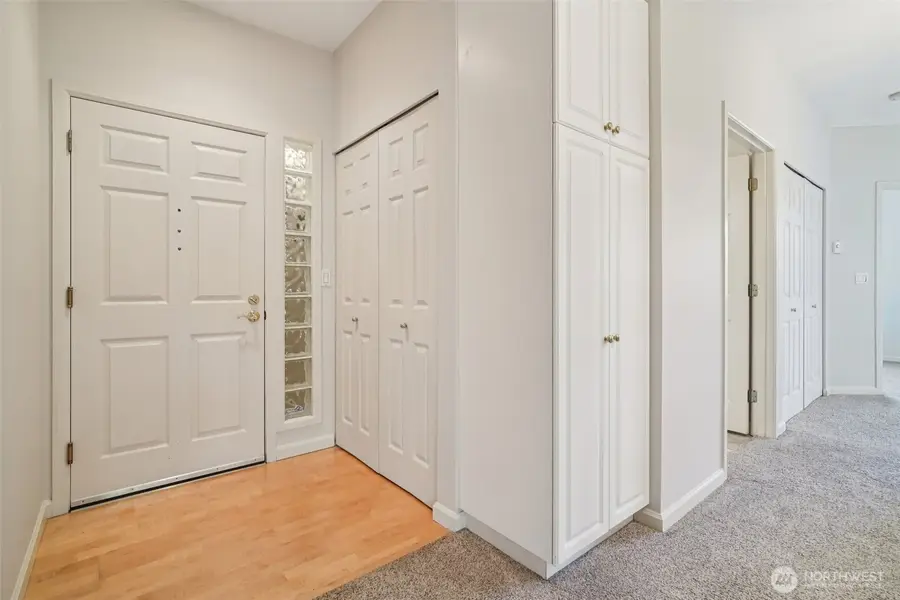 122 State Street S #208E, Kirkland, WA 98033 - Image #2