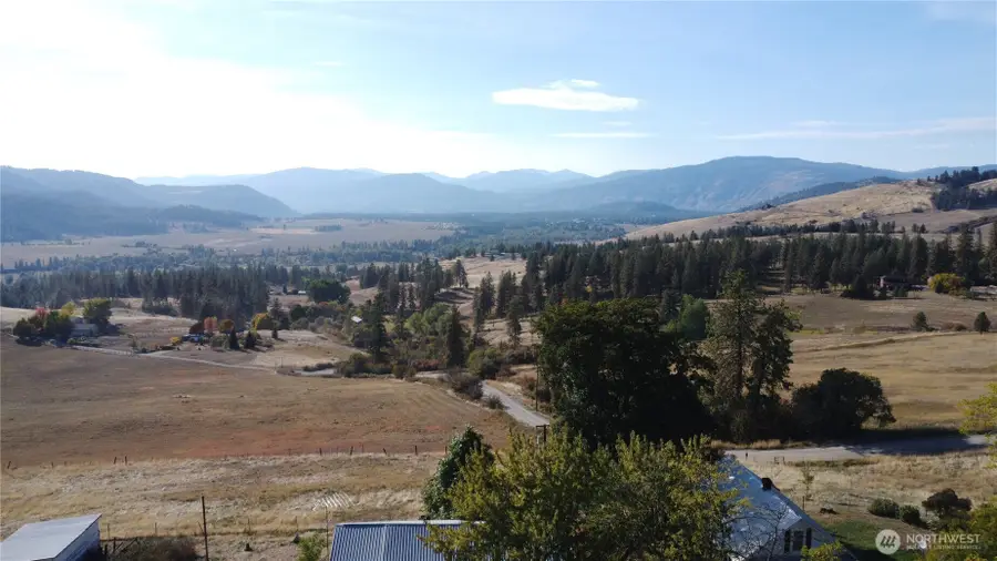 640 Highland Loop Road, Kettle Falls, WA 99141 - Image #2