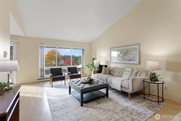 15214 NE 8th Street #G-5, Bellevue, WA 98007