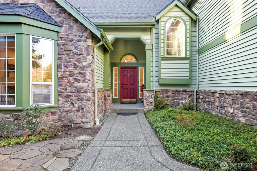 2541 Lynnwood Avenue Ne, Renton, WA 98056 - Image #2