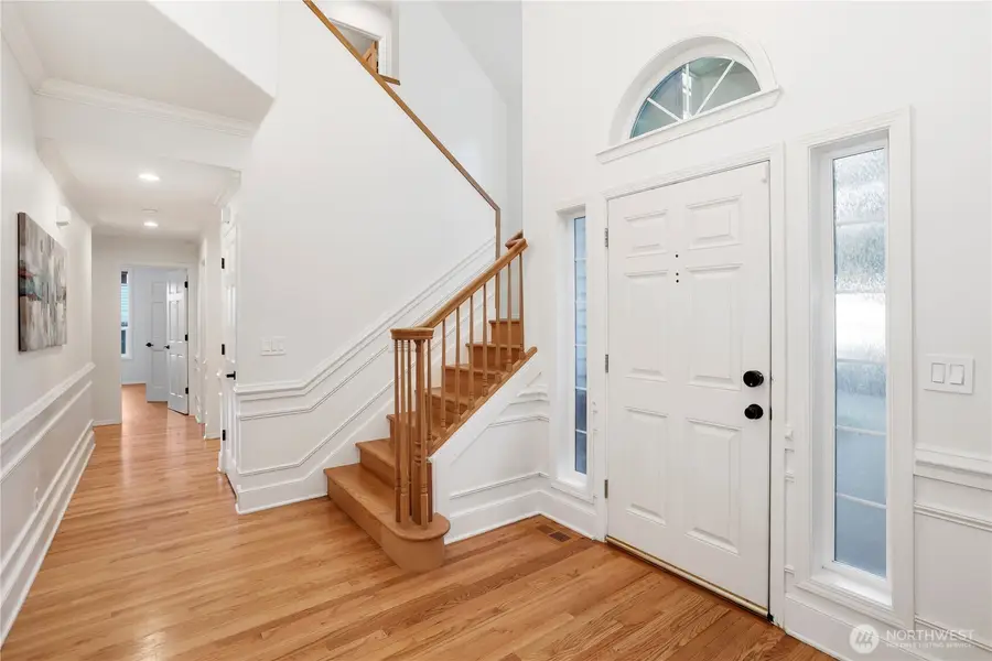 2541 Lynnwood Avenue Ne, Renton, WA 98056 - Image #3