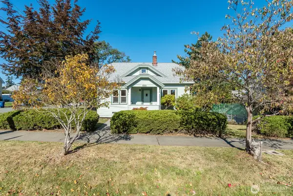 1520 10th Street, Anacortes, WA 98221