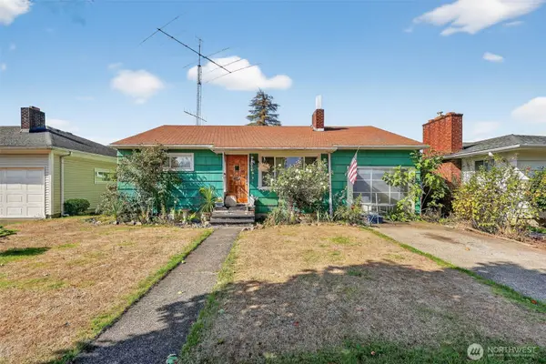 1717 10th Avenue, Longview, WA 98632