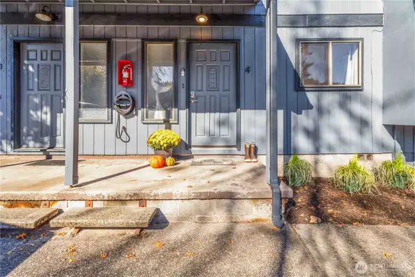 105 James Street #4, Longview, WA 98632