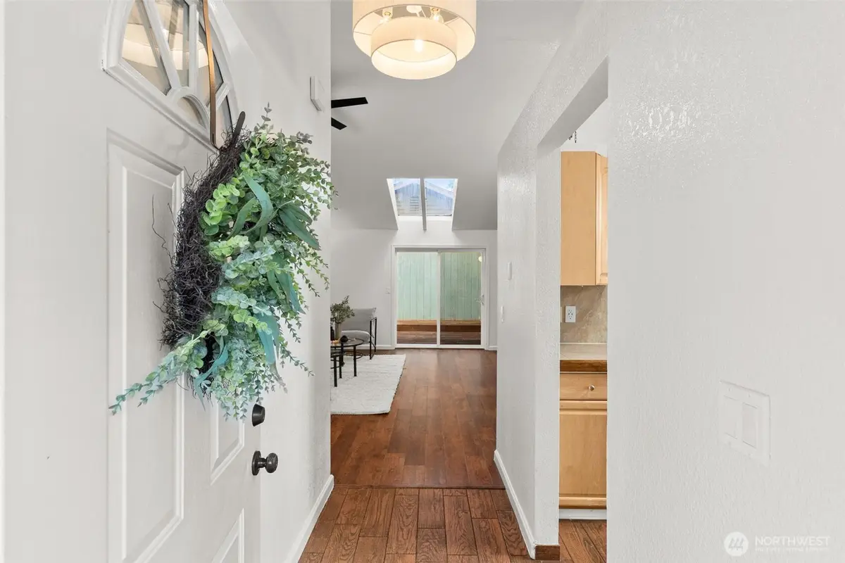 549 Malibu Drive Se, Lacey, WA 98503 - Image #1