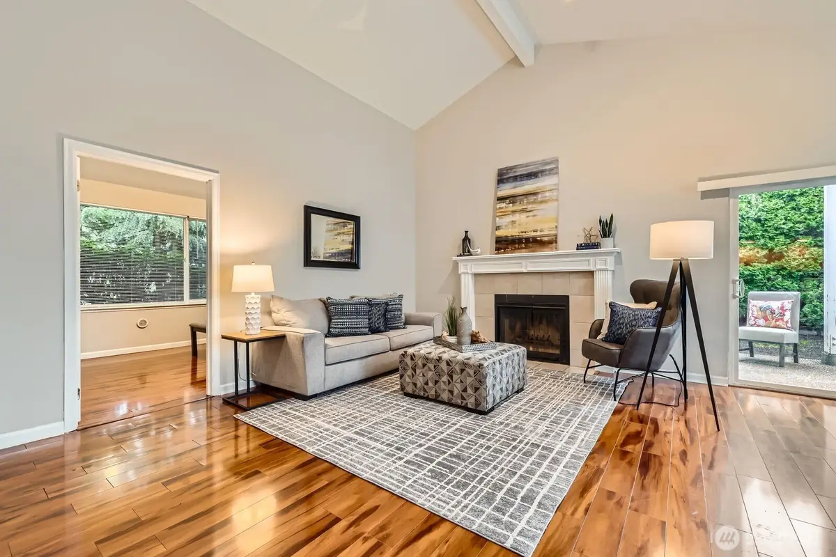 20301 19th Avenue Ne #1101, Shoreline, WA 98155 - Image #1