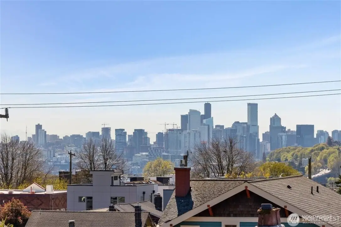 4815 Evanston Avenue N #B, Seattle, WA 98103 - Image #1