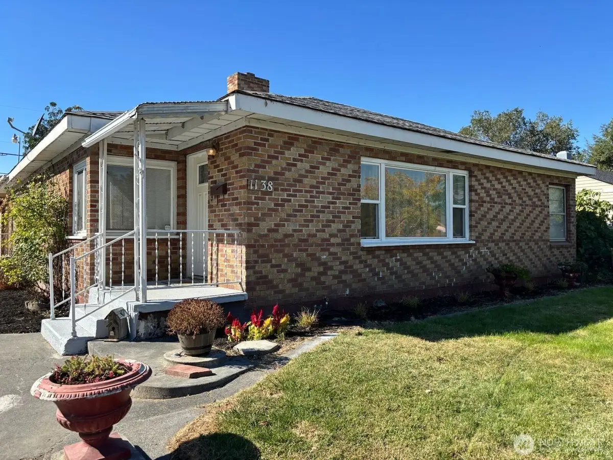 1138 W Columbia, Moses Lake, WA 98837 - Image #1