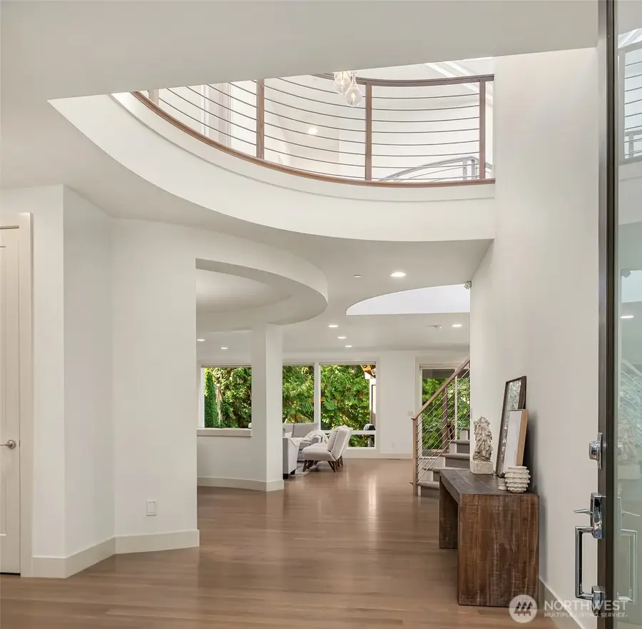 6809 120th Avenue Ne, Kirkland, WA 98033 - Image #2