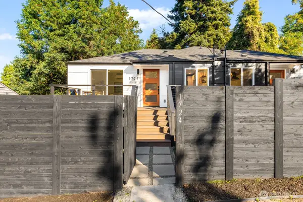 1724 Martin Luther King Jr Way, Seattle, WA 98122