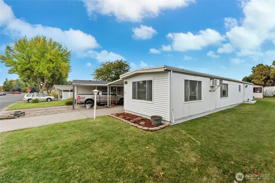 1031 SE Scenic View Drive, College Place, WA 99324 - Image #3