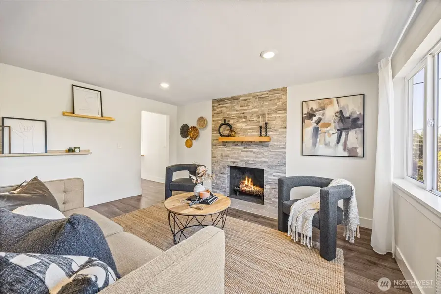 5026 48th Avenue S, Seattle, WA 98118 - Image #2