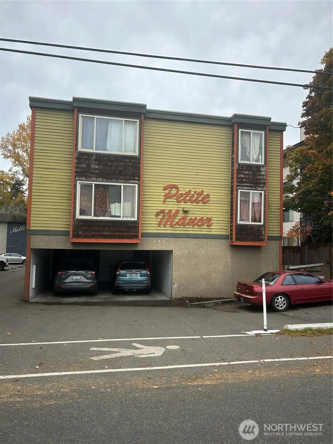 13717 32nd Avenue Ne, Seattle, WA 98125 - Image #1