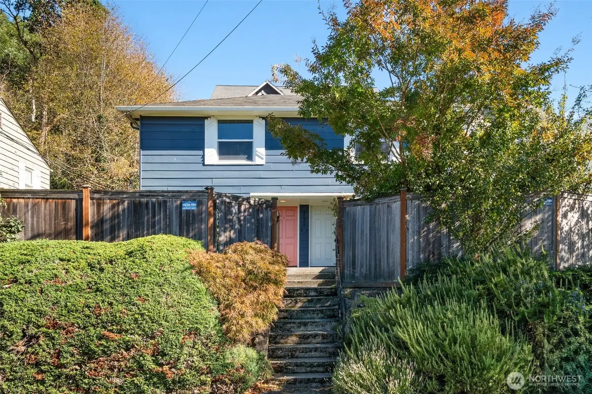 3034 31st Avenue W #A, Seattle, WA 98199 - Image #1