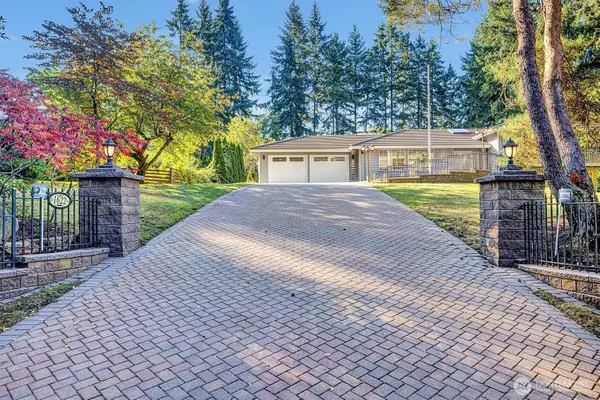 1622 175th Street Sw, Lynnwood, WA 98037