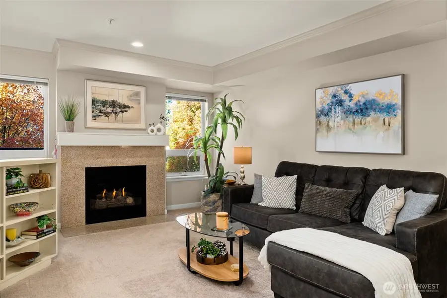 9222 Roosevelt Way Ne #203, Seattle, WA 98115 - Image #2