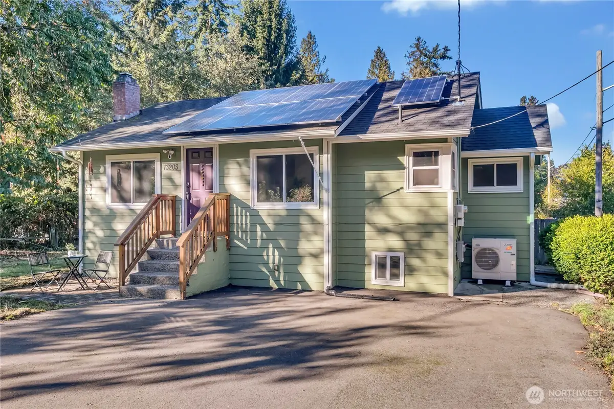 13203 10th Avenue S, Burien, WA 98168 - Image #1