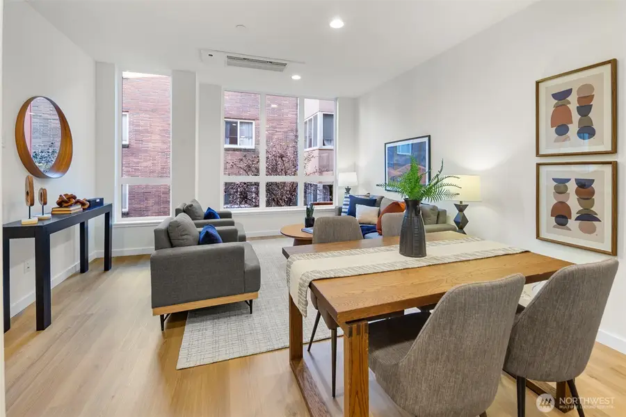 318 Bellevue Avenue E, Seattle, WA 98102 - Image #3