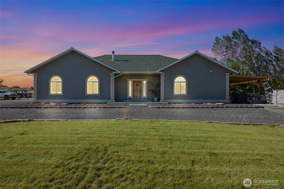 471 Road 18.8 Ne, Soap Lake, WA 98851 - Image #1