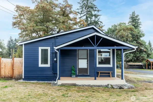 824 108th St S, Tacoma, WA 98444