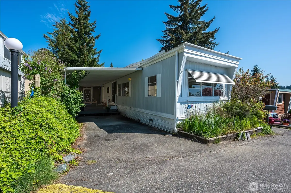 23708 Locust Way #29, Bothell, WA 98021 - Image #1