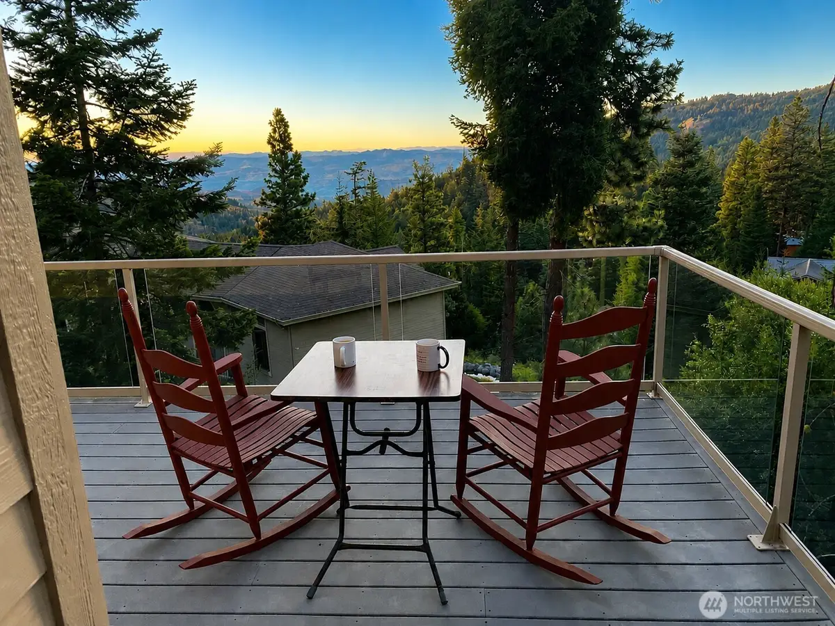 6760 Forest Ridge Drive, Wenatchee, WA 98801 - #1