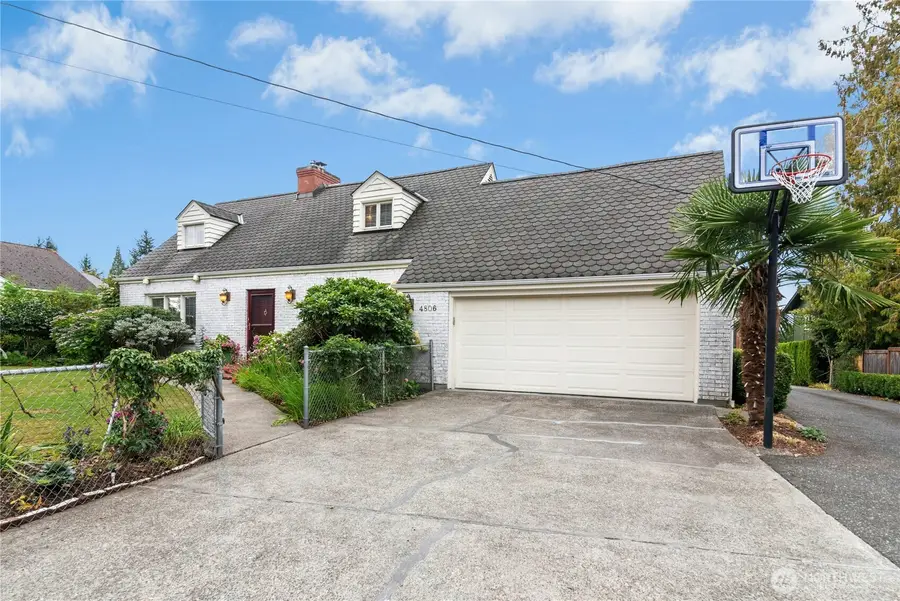 4806 Seahurst Avenue, Everett, WA 98203 - Image #3