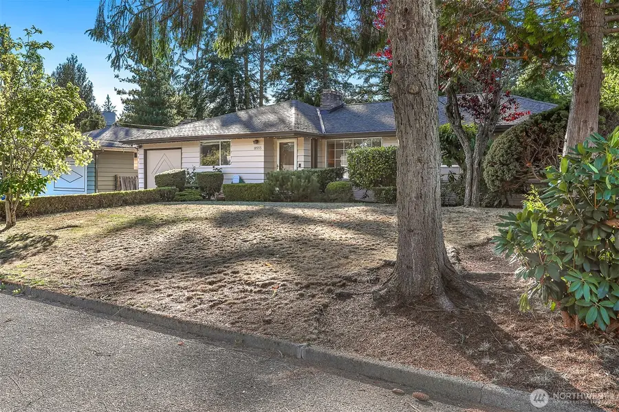 18555 Burke Avenue N, Shoreline, WA 98133 - Image #3