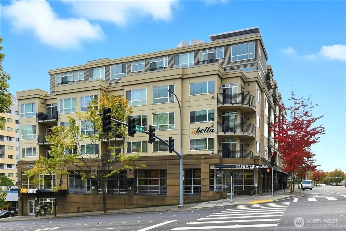 300 110th Avenue Ne #412, Bellevue, WA 98004 - Image #1